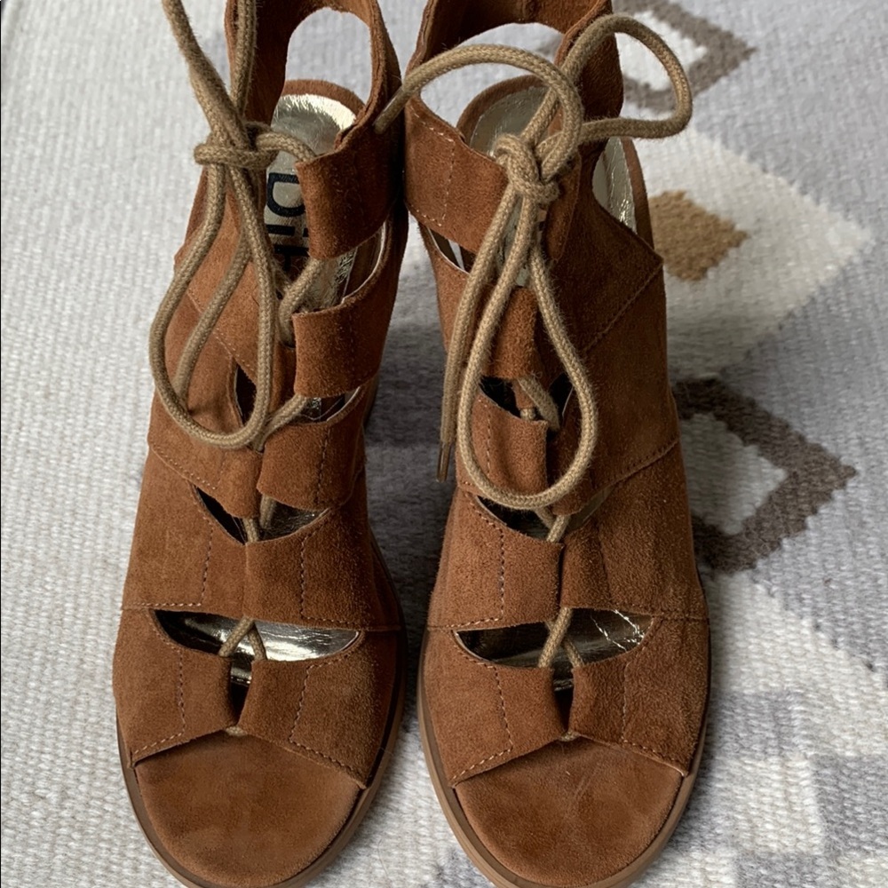 Diba Kyra Brown Suede Lace-Up Sandals